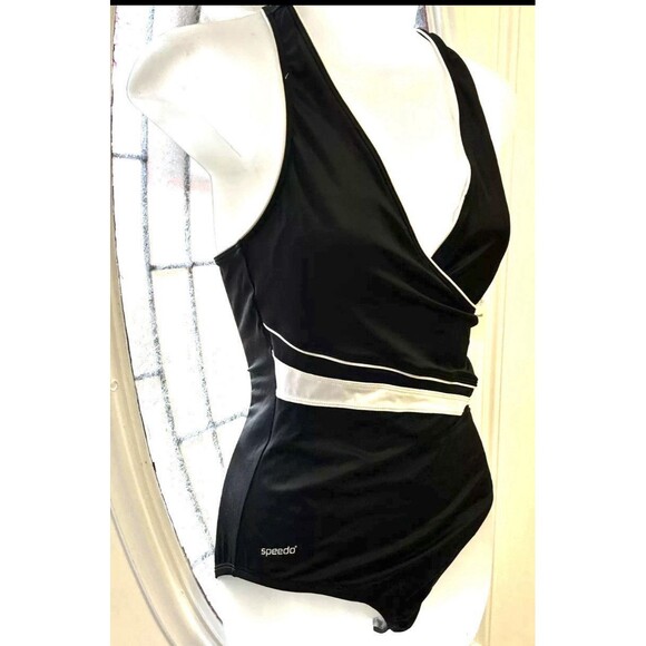 NWT Womens Speedo BLACK One Piece Swimsuit Bathing Suit - Picture 1 of 14